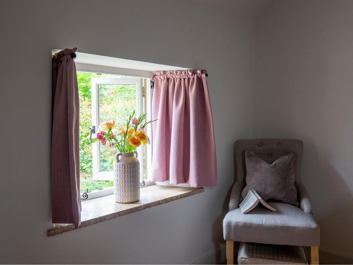 Climbing Rose Cottage - Dog Friendly - Peaceful Cotswold Cottage Adlestrop Bagian luar foto